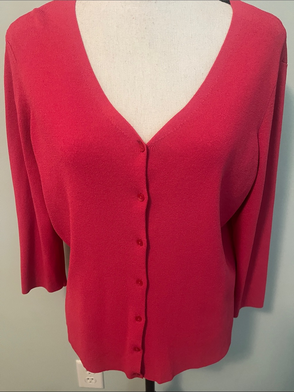Ann Taylor Fuchsia Ribbed V-Neck Top